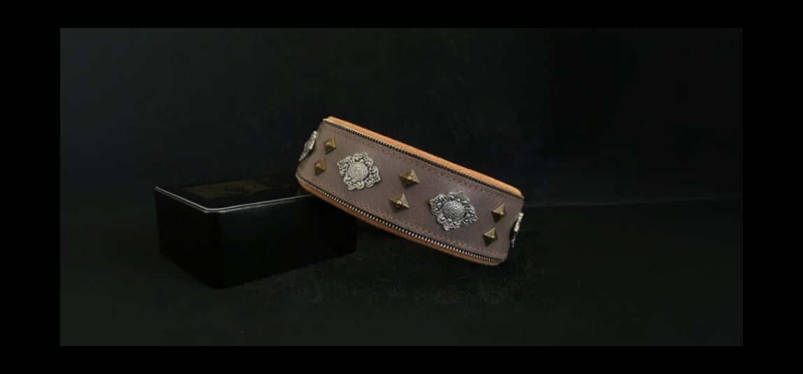 "Aztec" grey dog collar